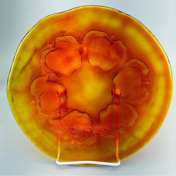 Amberina Glass Apple Plate - Picture 1 of 7